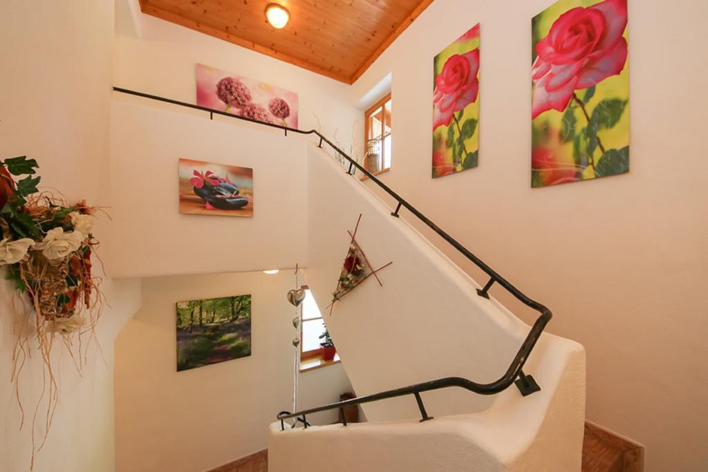 Haus Breithornblick Apartment Мария Алм ам Щайнернен Мер Екстериор снимка