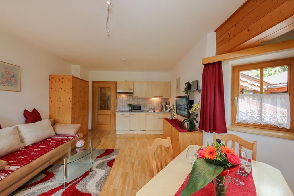 Haus Breithornblick Apartment Мария Алм ам Щайнернен Мер Екстериор снимка