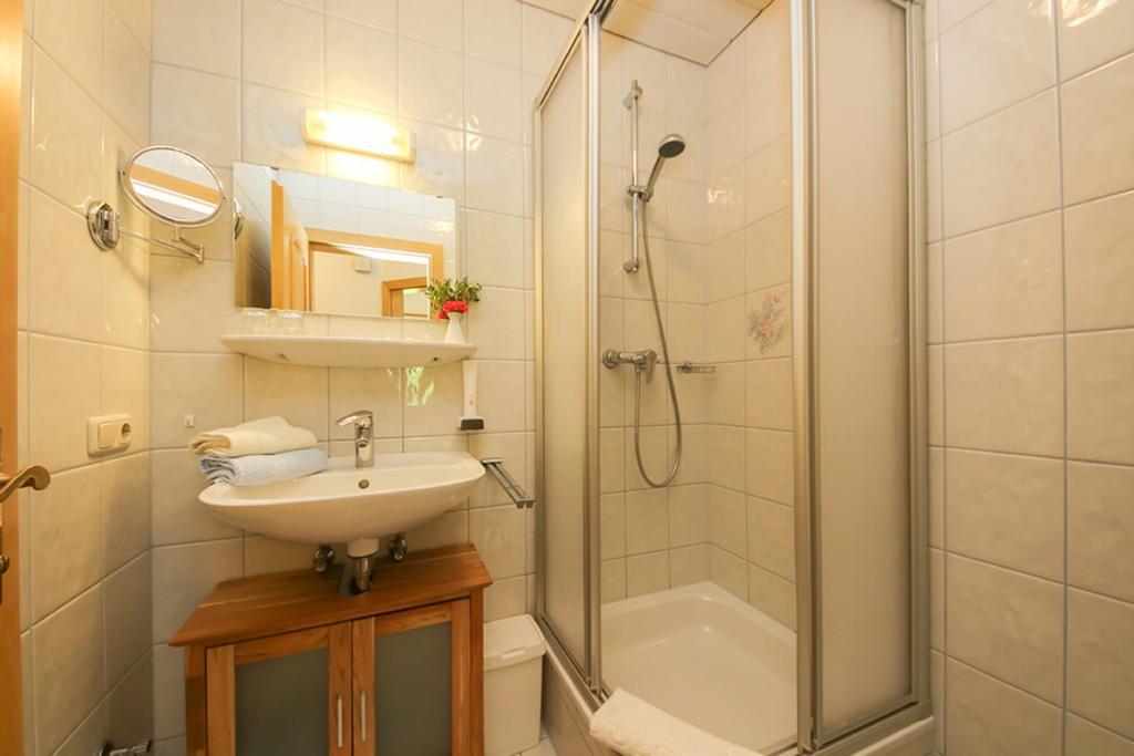 Haus Breithornblick Apartment Мария Алм ам Щайнернен Мер Екстериор снимка