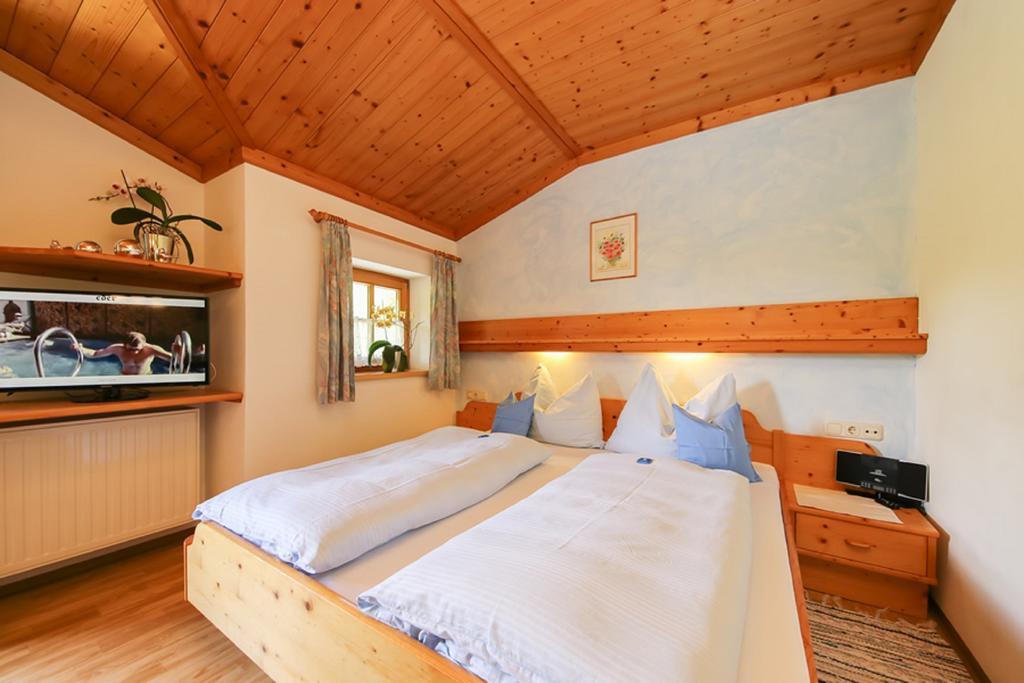 Haus Breithornblick Apartment Мария Алм ам Щайнернен Мер Екстериор снимка