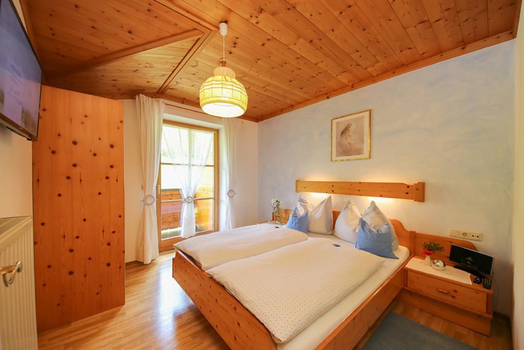 Haus Breithornblick Apartment Мария Алм ам Щайнернен Мер Екстериор снимка