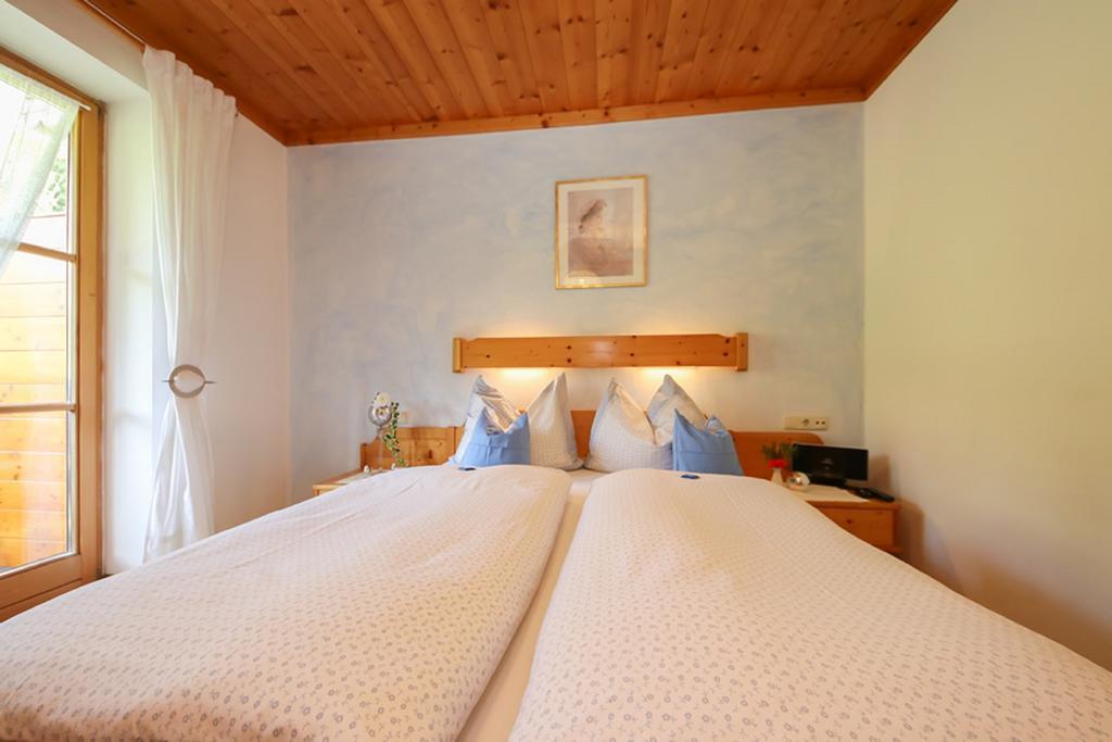 Haus Breithornblick Apartment Мария Алм ам Щайнернен Мер Екстериор снимка
